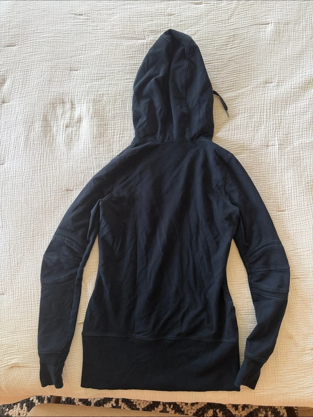 Lululemon Scuba Hoodie Original 2011 Release Black Sweatshirt - Size 8